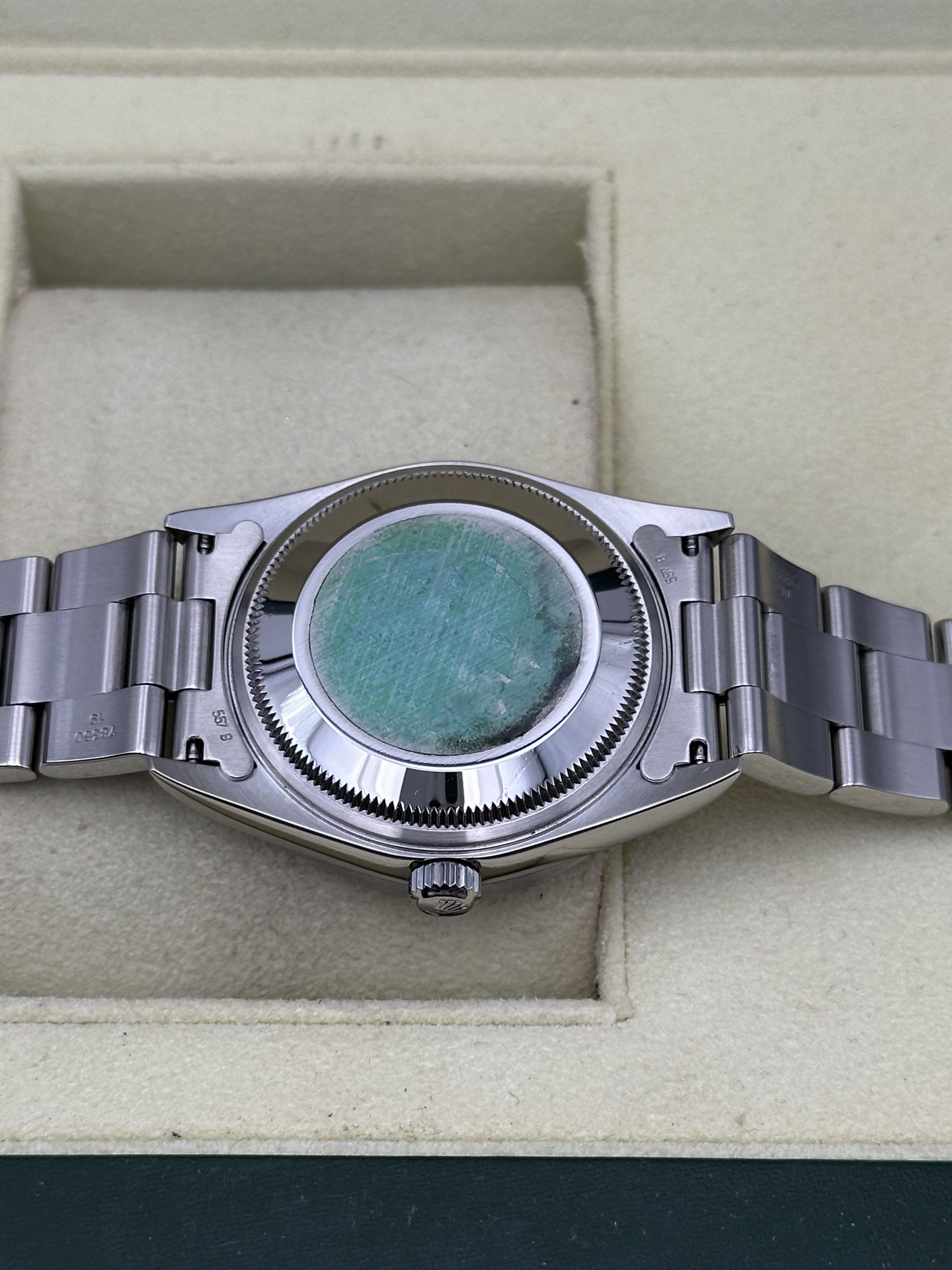 Rolex Oyster Perpetual Date 15210 PERFECT CONDITION Blue Dial 2003 - immagine 14