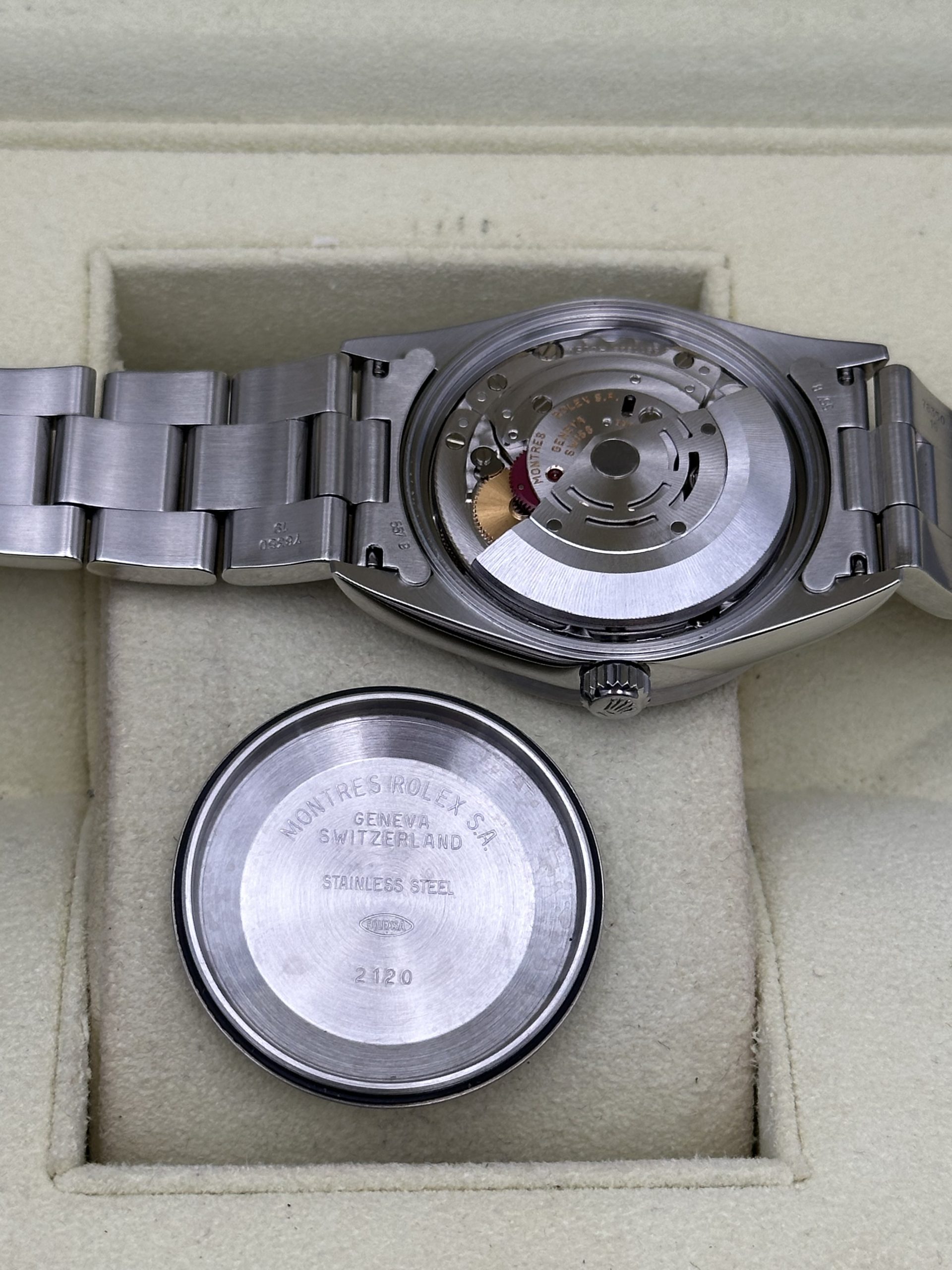 Rolex Oyster Perpetual Date 15210 PERFECT CONDITION Blue Dial 2003 - immagine 15