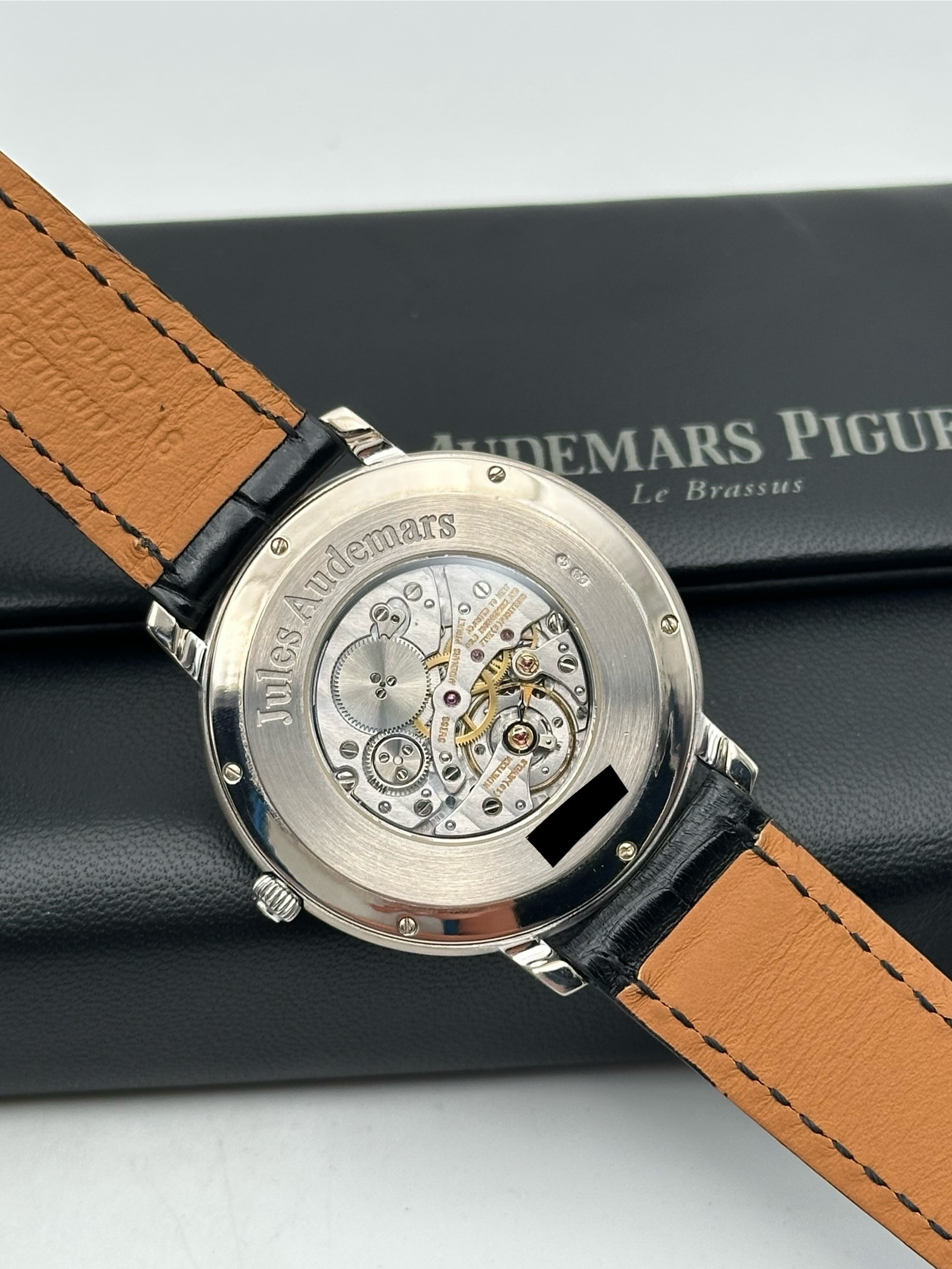 Audemars Piguet Jules Audemars Perfect Cindition Manual White Gold 18K Grey Dial 15093BC - immagine 13