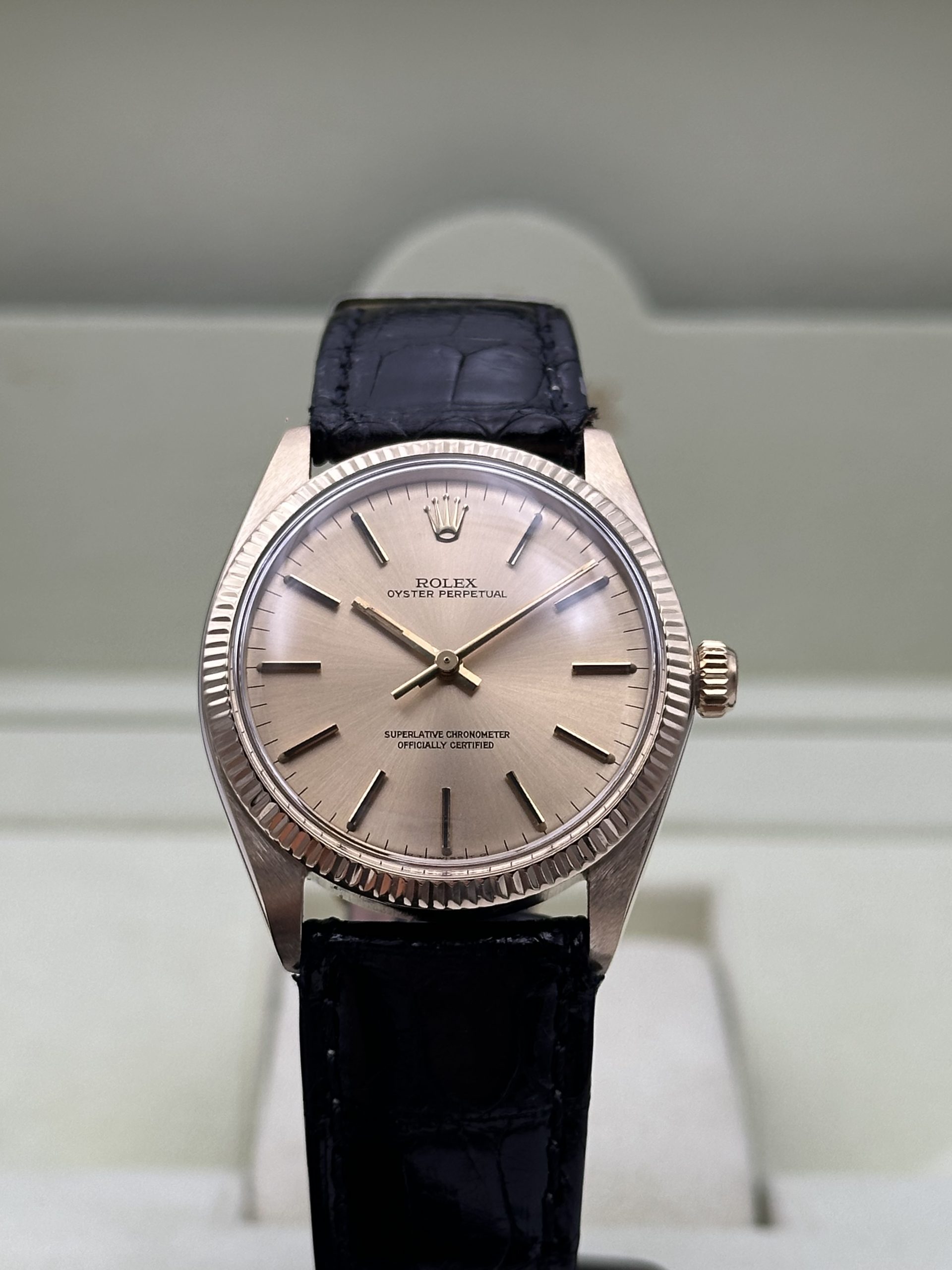 Rolex Oyster Perpetual 34 Yellow Gold 14K RARE Perfect Condition Like New Champagne Dial 1974